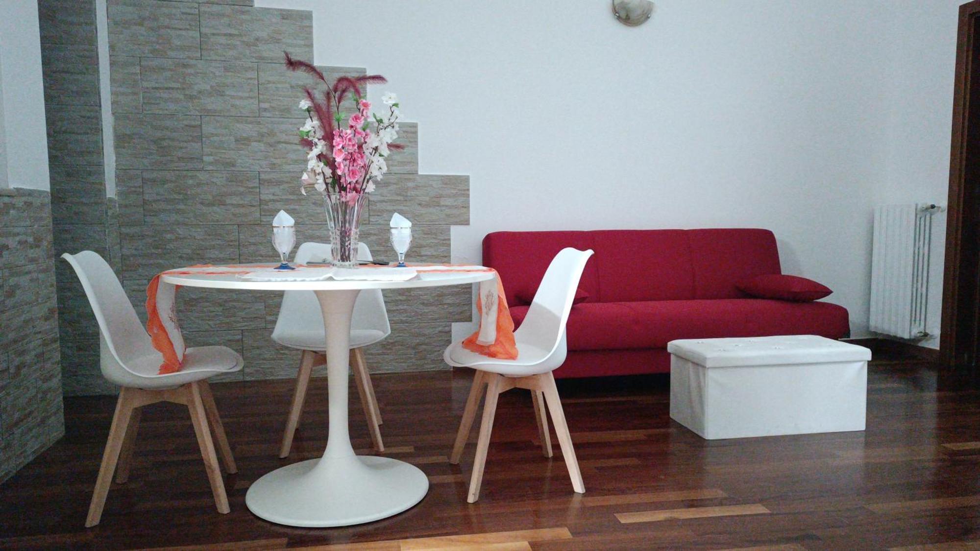 Principe Michelangelo Apartment Bari Bagian luar foto