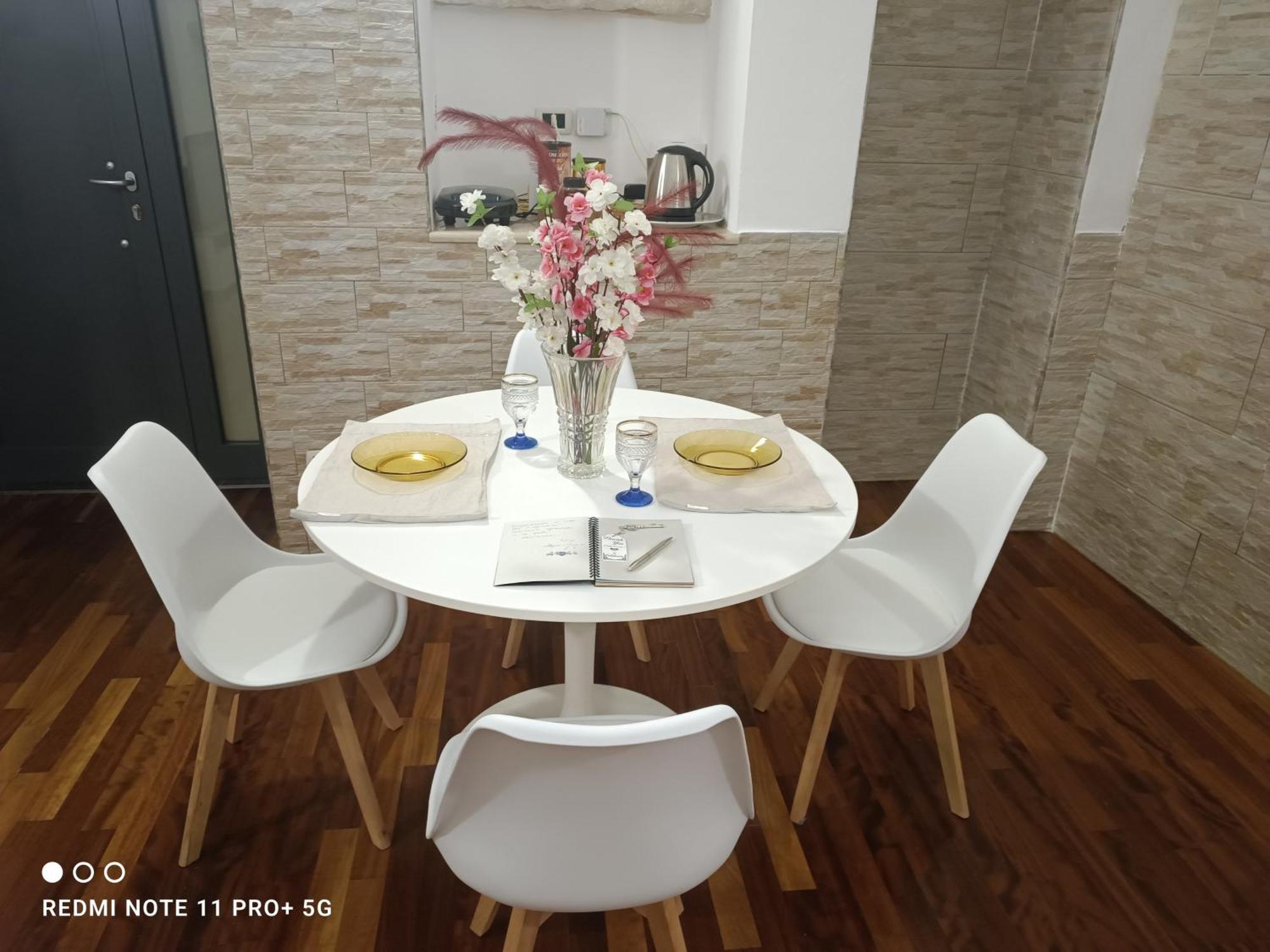 Principe Michelangelo Apartment Bari Bagian luar foto